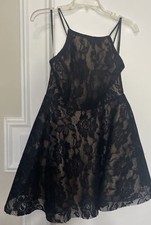 Windsor black lace short dress Medium