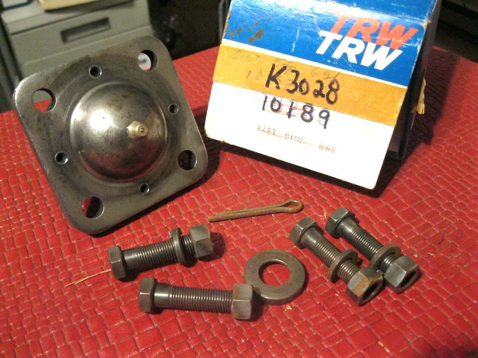 Nuevo Jeep Willys serie J 1963-1965 rótula superior, TRW, EE. UU.! Foto 2 de 2