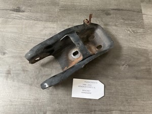 1998 99 00 01 2002 HONDA ACCORD 2.3L BRACKET HARDWARE H39