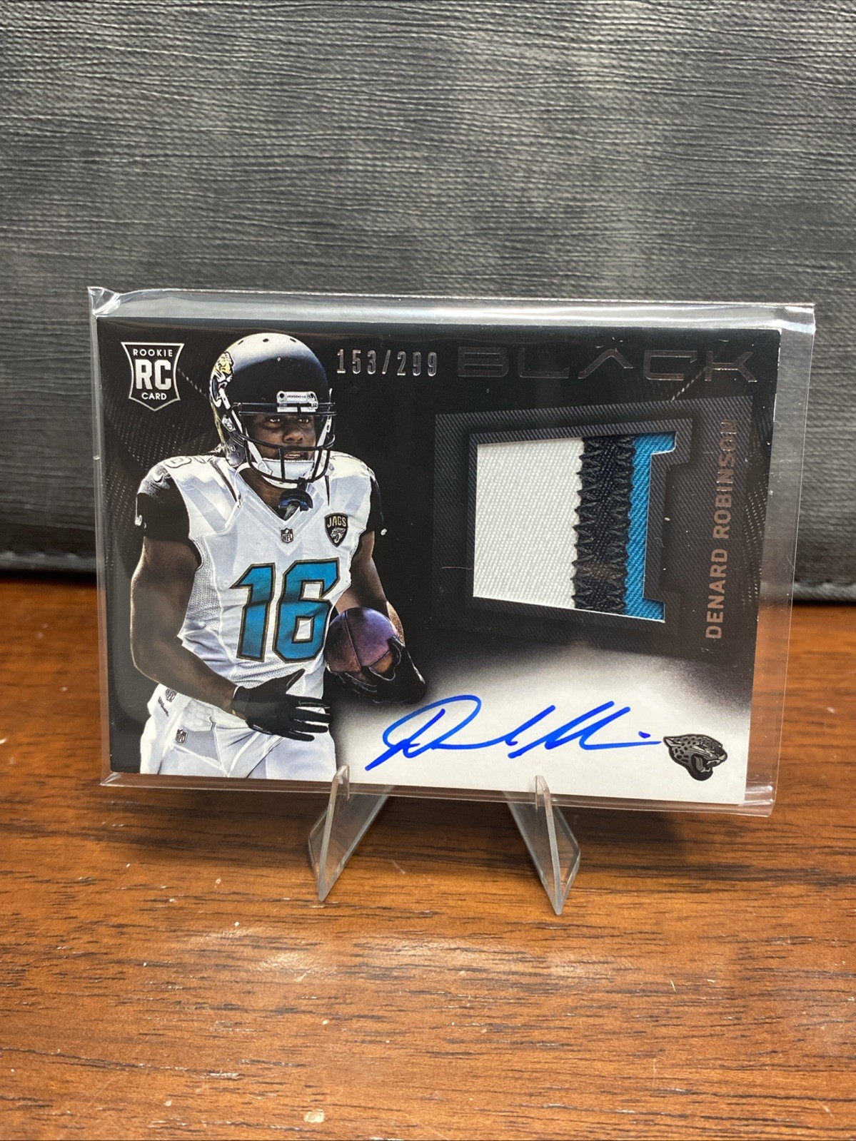 Denard Robinson Panini Black #206 Jersey Autograph