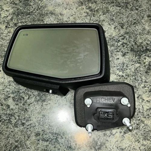 GENUINE GM LEFT SIDE DOOR MIRROR OEM #84656344