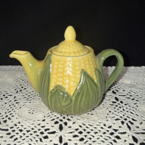 Corn King Shawnee #65 Mini Teapot & Lid-1950’s-4 1/2”-10oz Rare Collectible