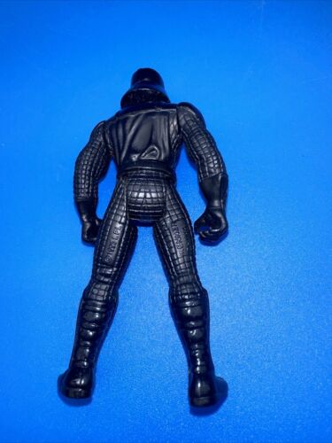 Vintage 1995 Kenner: Star Wars: Darth Vader Action Figure (No Cape) - Picture 2 of 5