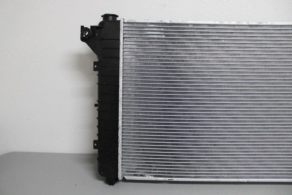 1994 2001 DODGE RAM 1500 (GAS) FRONT RADIATOR Foto 4 de 4