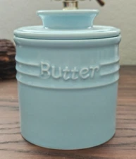 Koov Embossed Sky Blue Butter Bell Crock