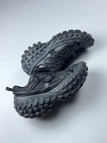 Balenciaga Defender Sneaker Uomo Taglia 44 Nero Suola Robusta Senza Pelle Atletica - Foto 3 di 12
