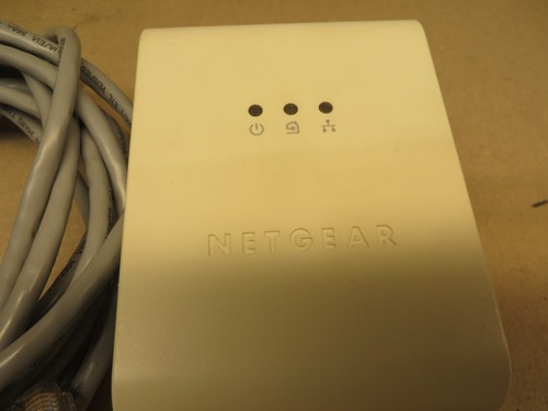 MODULE NETGEAR INTERRUPTEUR ETHERNET # XE104 + CÂBLE BELKIN 14 PIEDS - Photo 2/10