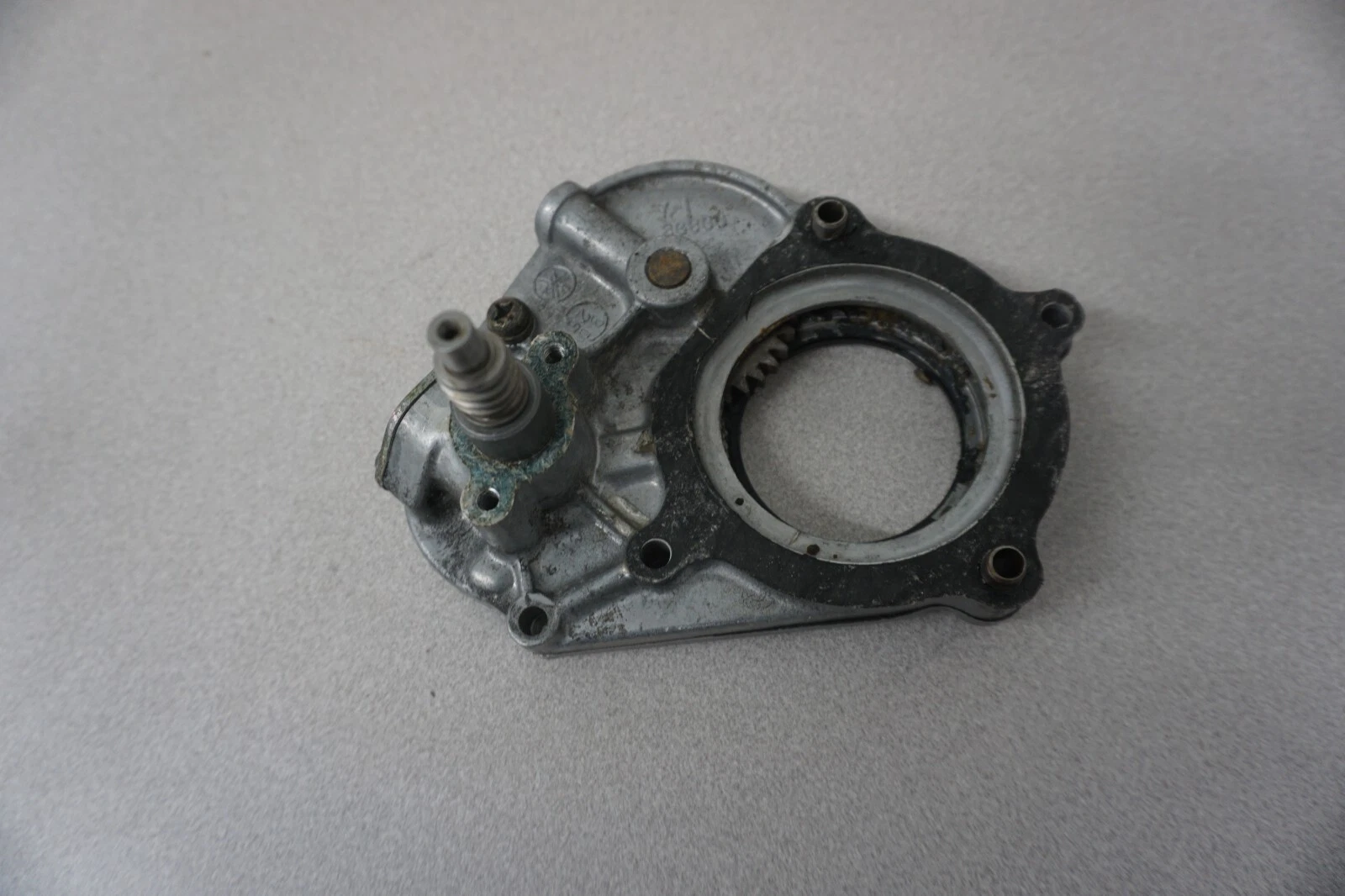 1978-1988 Yamaha OEM Rear Oil Pump Cover Enticer Excel 8G8-15426-00-00