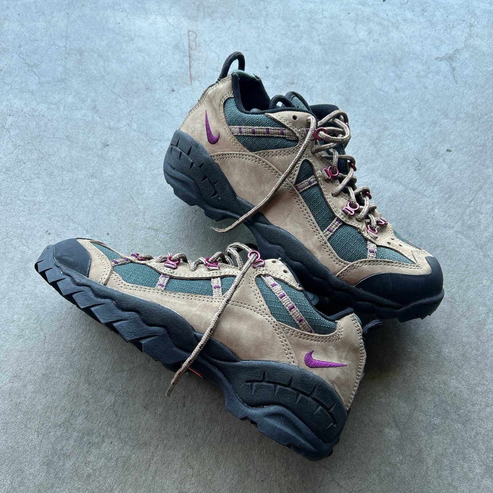 Vintage Nike ACG Trail Brown Hiking Boots Air Mada II 90s 1996 Sz 8m 9.5w