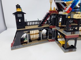 LEGO Atlantis Set 8078 Portal of Atlantis With Minifigures "Not Complete"