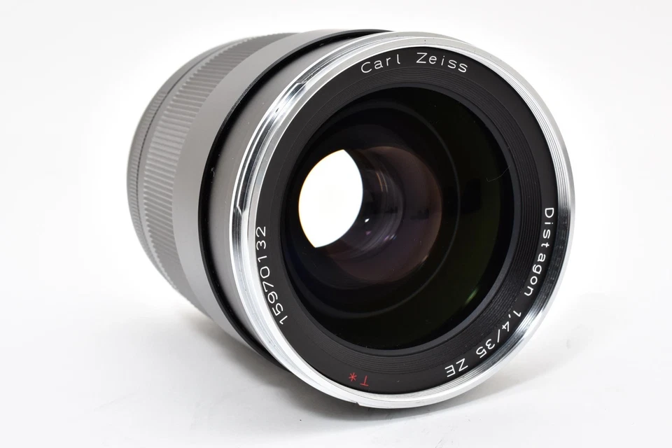 Lente gran angular Carl Zeiss Distagon T* 35 mm f/1,4 ZE para Canon EF... - Imagen 4 de 4
