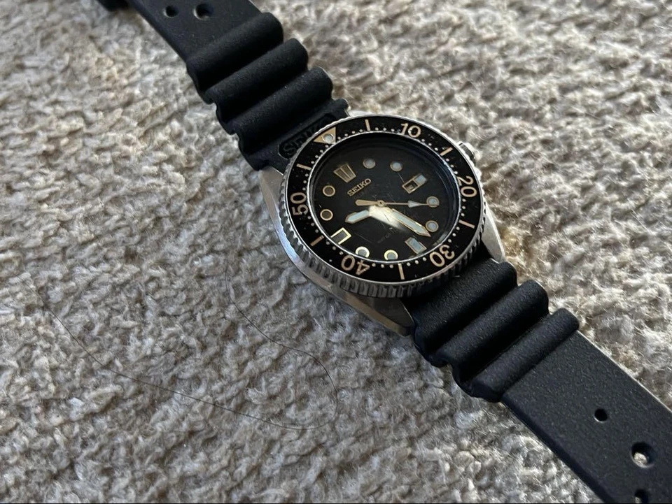 SEIKO 2625-0010 Buzo Niños Cuarzo Redondo Negro W36mm Hecho en Japón Años 1982 Analógico Foto 3 de 4