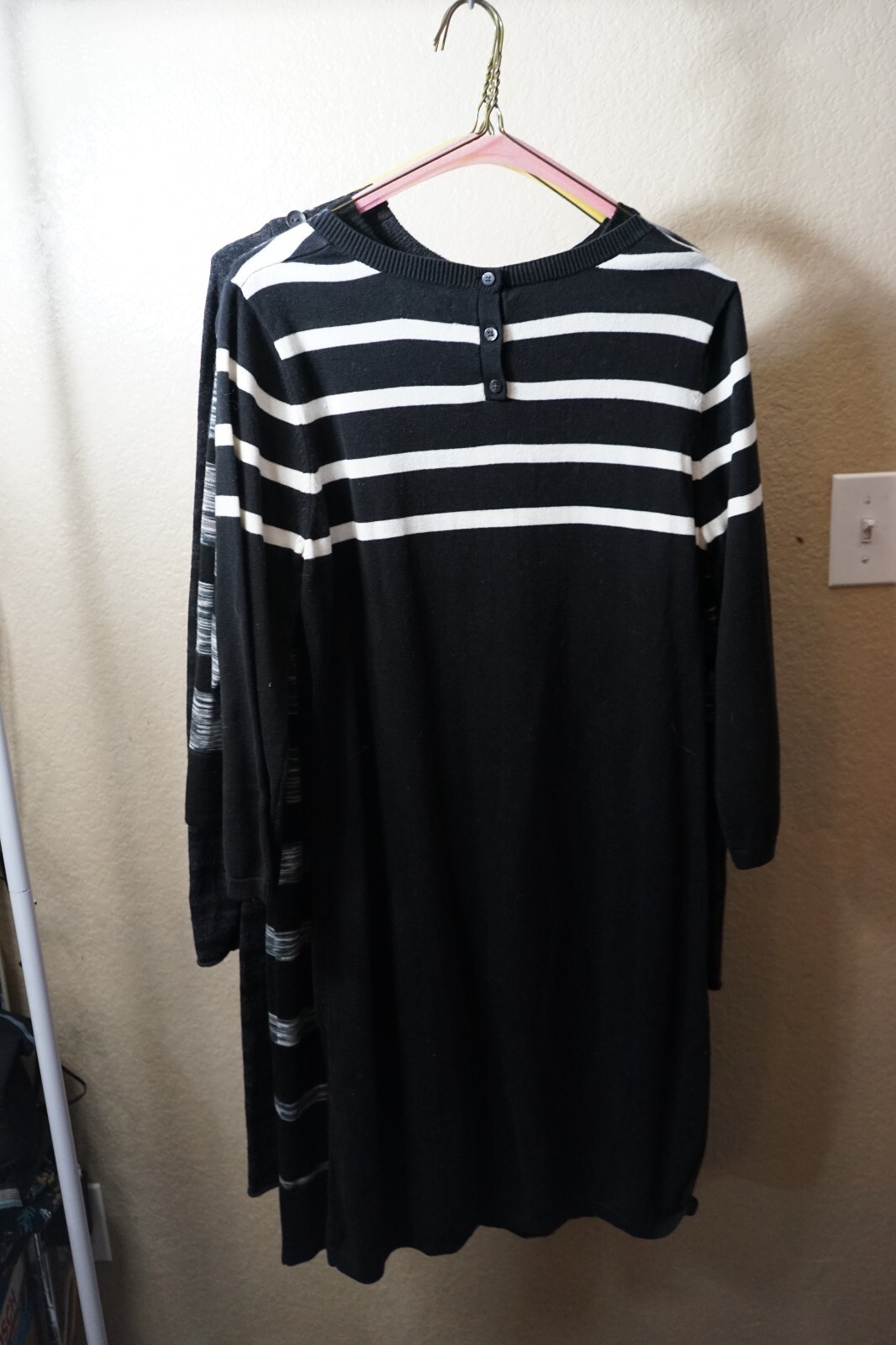Picture 4 of 10