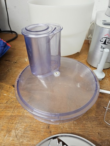 Kenwood Multi Pro FP950 Food Processor 1000W + GLASS Blender, Juicer, Cut & More - Picture 6 of 24