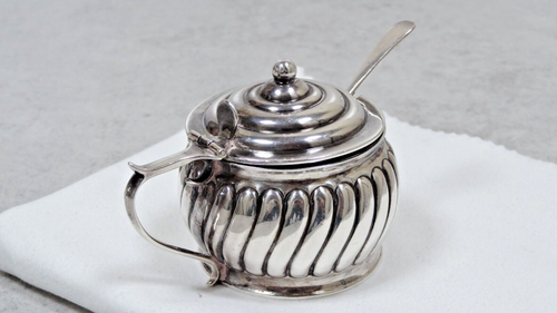 1891 Bham Sterling Silver and Glass Mustard pot with 1903 Bham Sterling Spoon - Picture 19 of 24