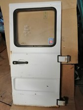Porte arrière et accessoires Mercedes MB100
