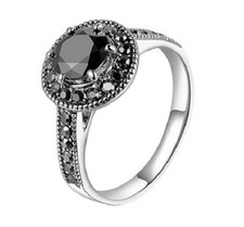Classic Look Black Onyx Round Stone Women's Gorgeous Elegant Classy Ring