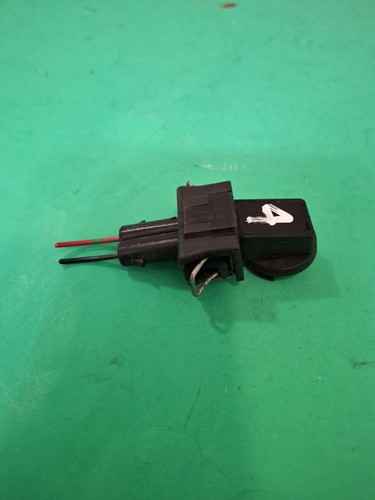 98-03 XJR Jaguar XJ8 VDP X308 Front BULB SOCKET Side Marker Light Lamp Signal - Picture 3 of 6