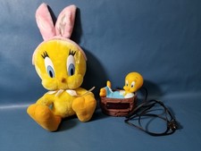 Vintage 14" Plush Looney Tunes Tweety Bird W/ Pink Bunny Ears 1997  Clock 1996