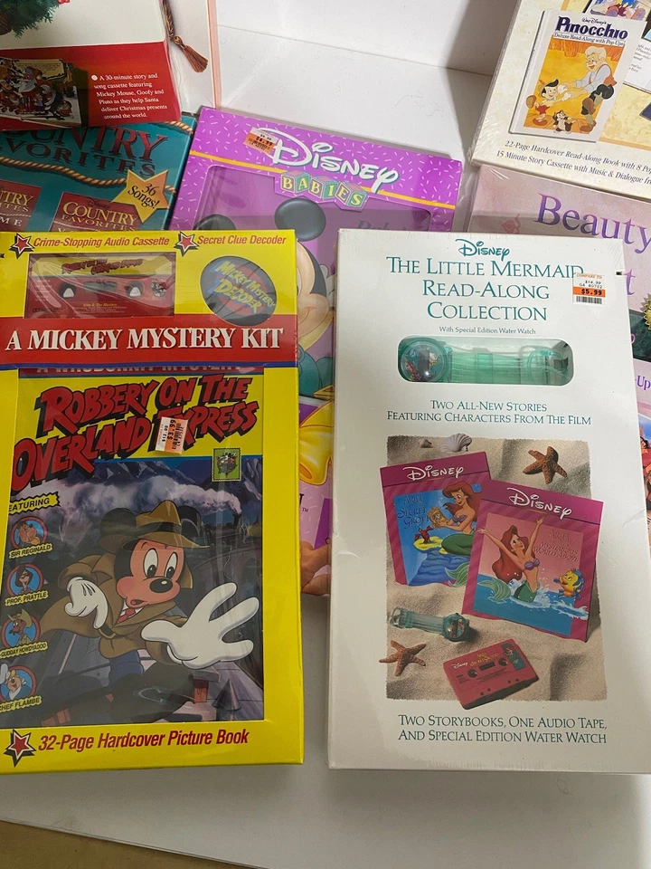 Lote de 10 juegos de cintas de libro y casete Walt Disney para leer reloj Aladdin sellado Foto 4 de 4