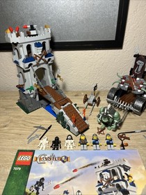 LEGO Castle 7079 Drawbridge Defense + Set 7038