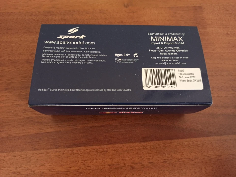 F1 Spark 1/43 Red Bull Racing Max Verstappen first winner Spain GP 2016 S5019 - Immagine 4 di 4