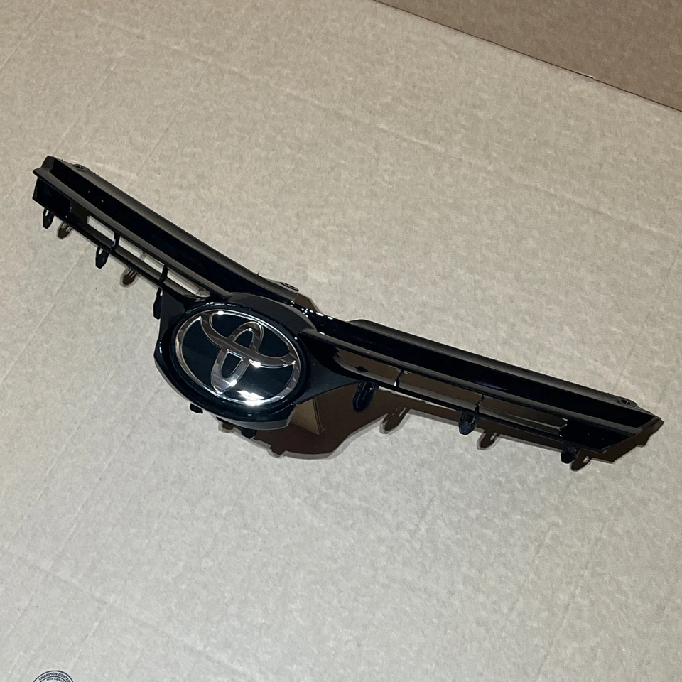 NUEVO para TOYOTA COROLLA CE LE XLE 2017-2019 conjunto de rejilla de parachoques delantero y emblema Foto 3 de 4