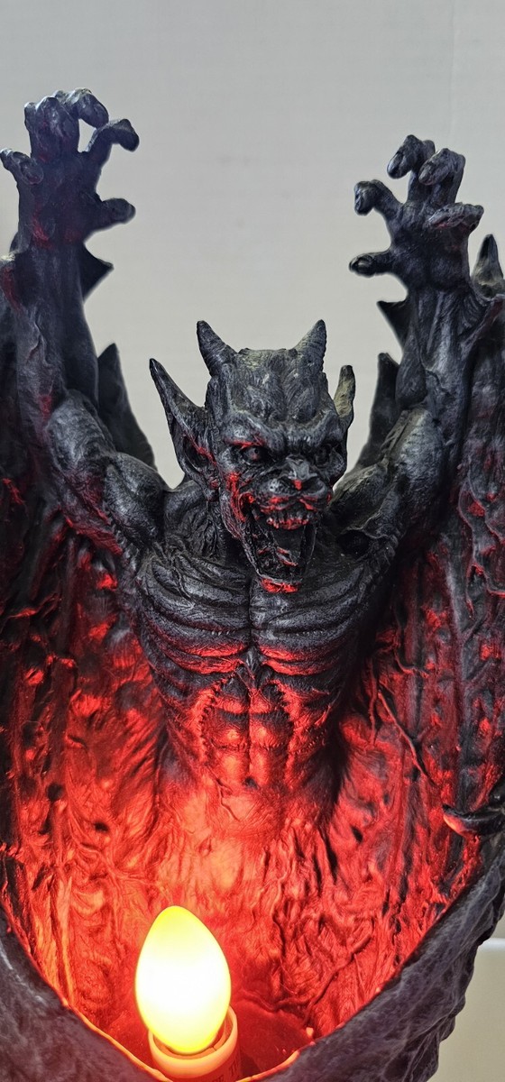 Gothic GARGOYLE Devil Dark Shadows Night Light Lamp Decor