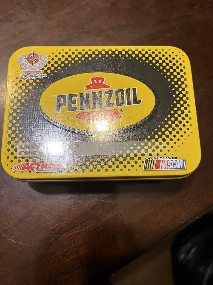 Pennzoil Limited Edition Collectors Set Die Cast Cars NASCAR #1 Park Waltrip Tin