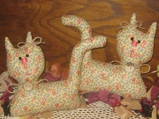 Country Cottage 2 Floral Fabric Cats Bowl Fillers Window Sitters Cottagecore