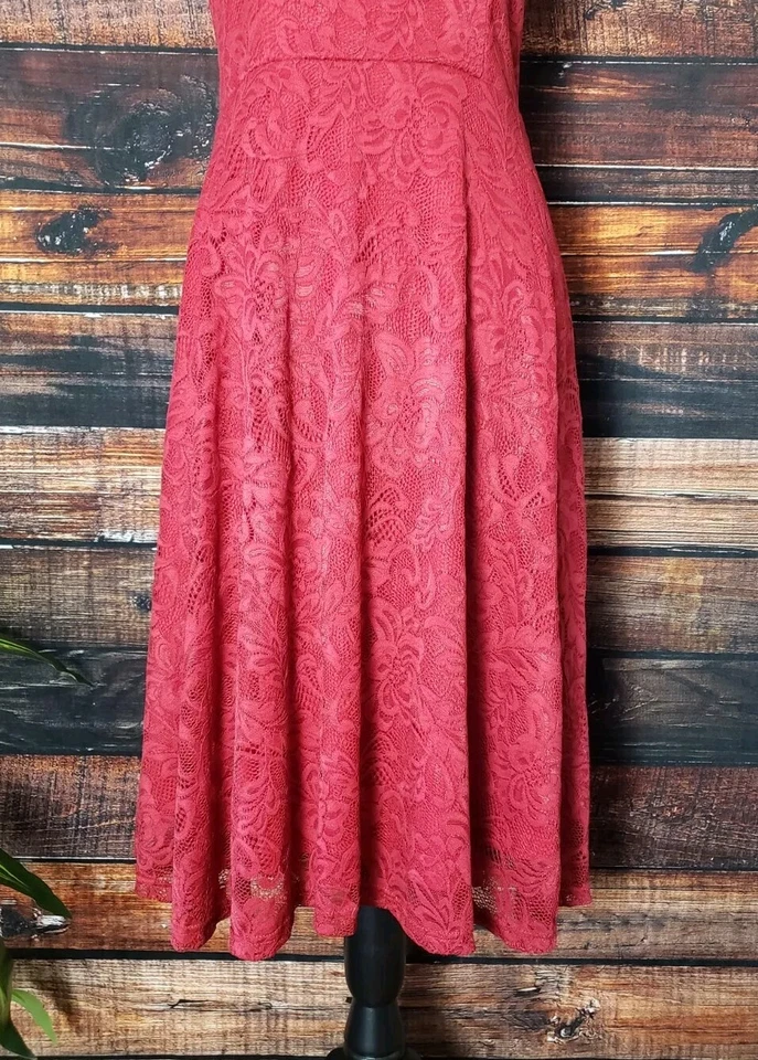 Lindo Vestido Bery Love Talla Mediana Para Mujer Rojo Encaje Manga Acampanada Cremallera Espalda Foto 4 de 4
