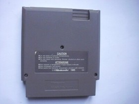 Nintendo NES: THE SIMPSONS BART VS THE SPACE MUTANTS