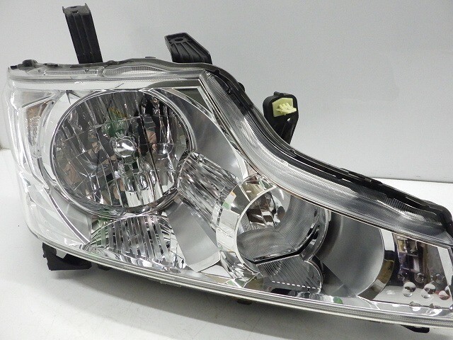 JDM 2010 Honda Stepwagon Stepwgn RK Halogen Headlights Lights