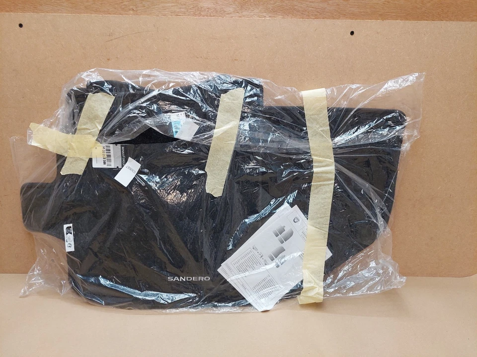 Dacia  Logan Sandero MK3 Car Floor Mats Set 749020358R NEW Genuine - Image 2 of 4