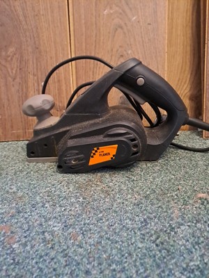 610 Watt kabelgebundener Hobel UB610WP 05209590 17000min Schnitttiefe 2mm Breite 82mm