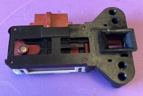 BEKO WM74135W Waschmaschine Türschloss 280531 0800