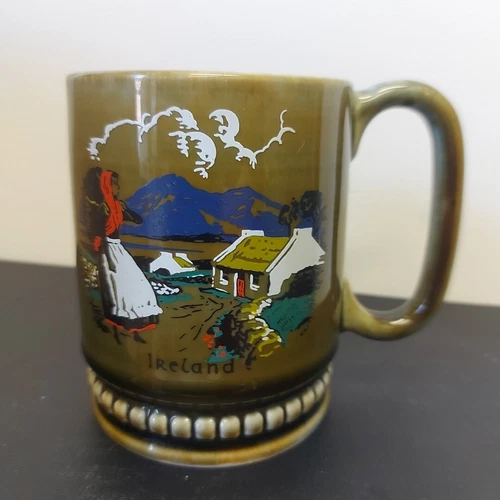  Vtg Wade Irish Porcelain Coffee Mugs Mottled Green Blue 10 Oz