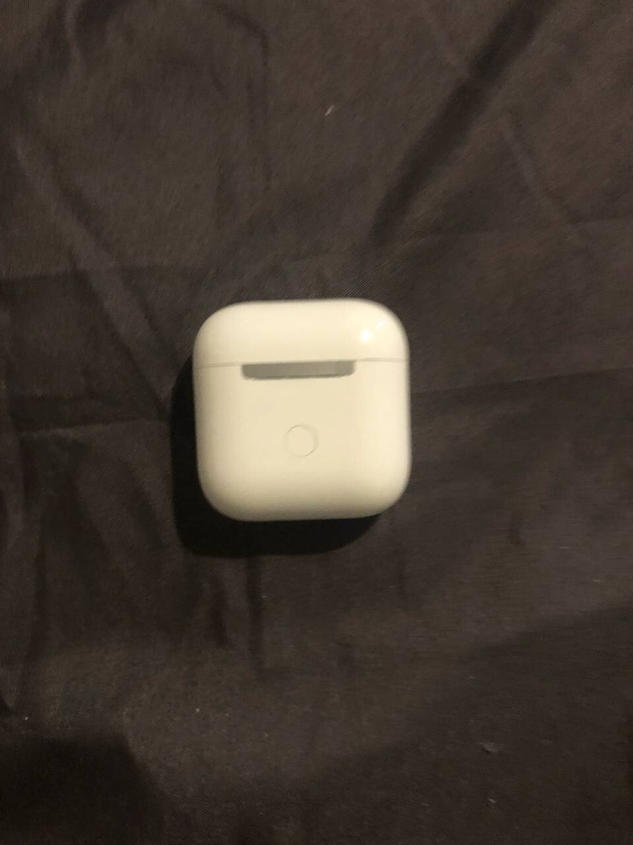 Apple AirPods 2nd Generation with Charging Case - White for