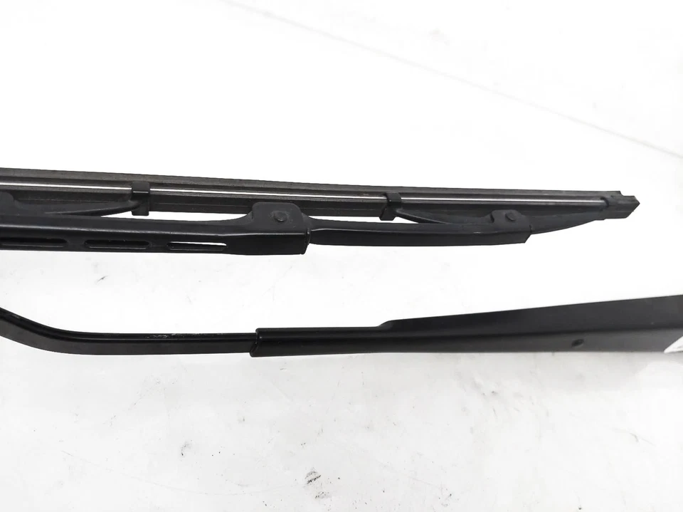2023 Nissan Titan Front Left Driver Windshield Wiper Arm Oem 28881-9Fv0a - Image 4 of 4