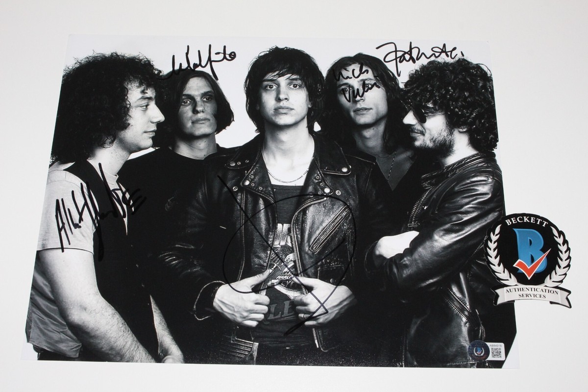 Julian Casablancas strokes 7\