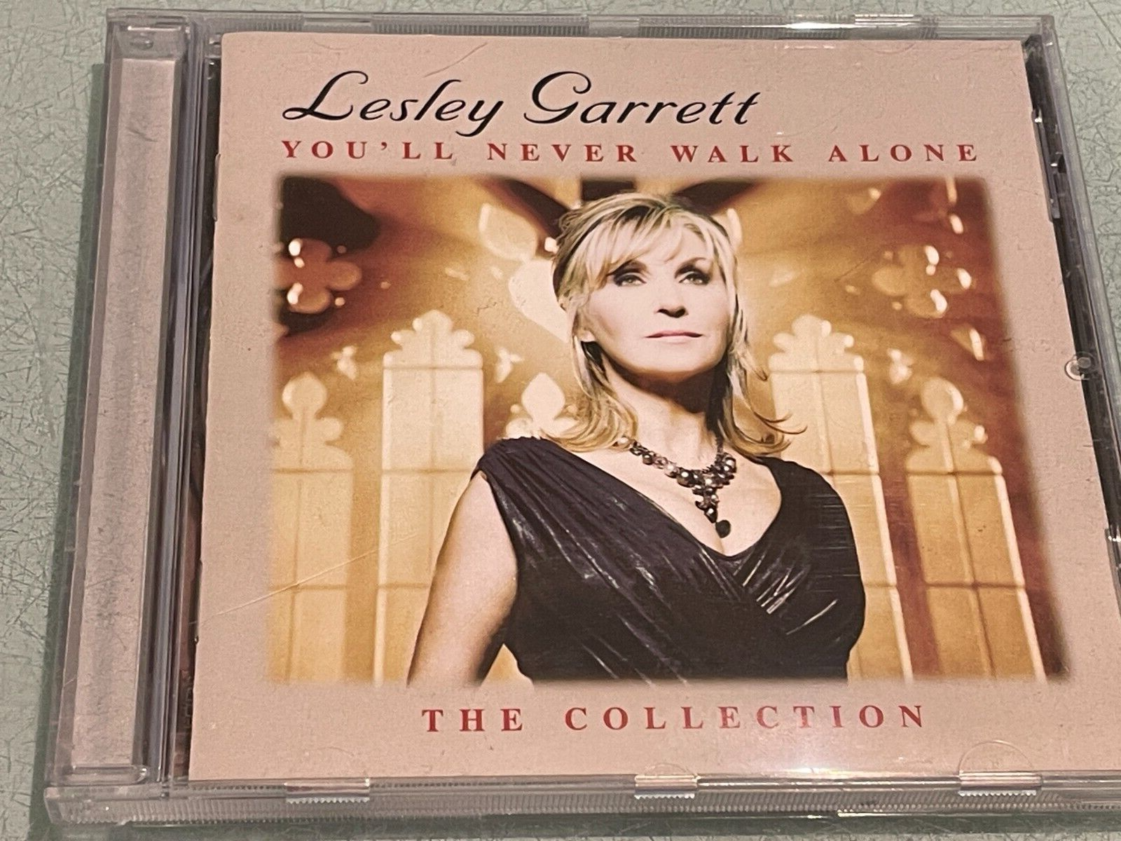 Lesley Garrett - You'll Never Walk Alone - CD Album - 18 Greatest Hits
