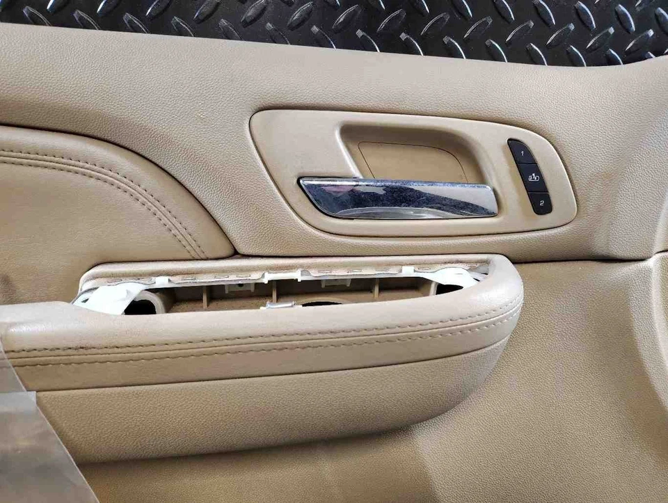 2009 ESCALADE EXT Front Door Trim Panel LHCocoa/Cashmere-394 Foto 4 de 4