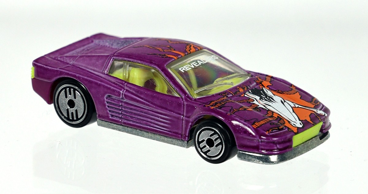 ホットウィール、フェラーリ テスタロッサ （Revealers、紫） Hot Wheels Ferrari Testarossa Revealers 10-Pack Mint