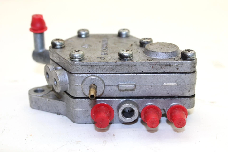 Yamaha Vmax 700 Sx 1999 OEM bomba de combustible 8 canales-24410-00-00 SY105 Foto 3 de 4