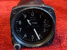 GARWIN MODEL 374 ALTIMETER P/N 22-374-B01 CORE