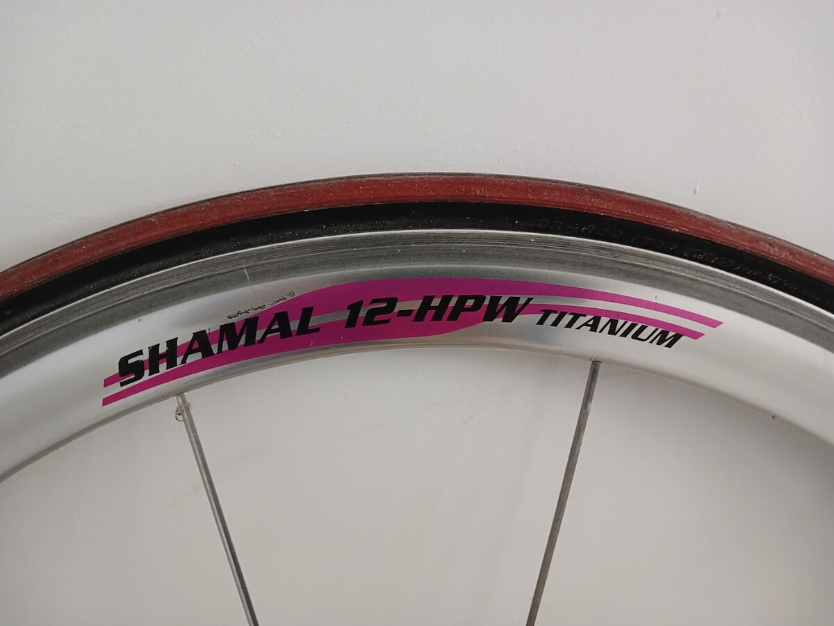 Campagnolo Shamal 12-HPW Titanium Front Wheel, Clincher with Campagnolo Shamal 12-HPW Titanium Front Wheel, Clincher with