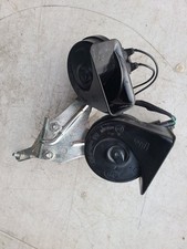 200813 Cadillac Cts Dual Horn With Wire Tail Connection Oem. 200813 Cadillac Cts Dual Horn With Wire Tail Connection Oem.