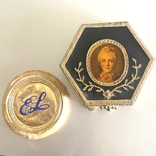 Vintage Powder Compact Estee Lauder Marie Antoinette Enamel Gold Tone  with PUFF