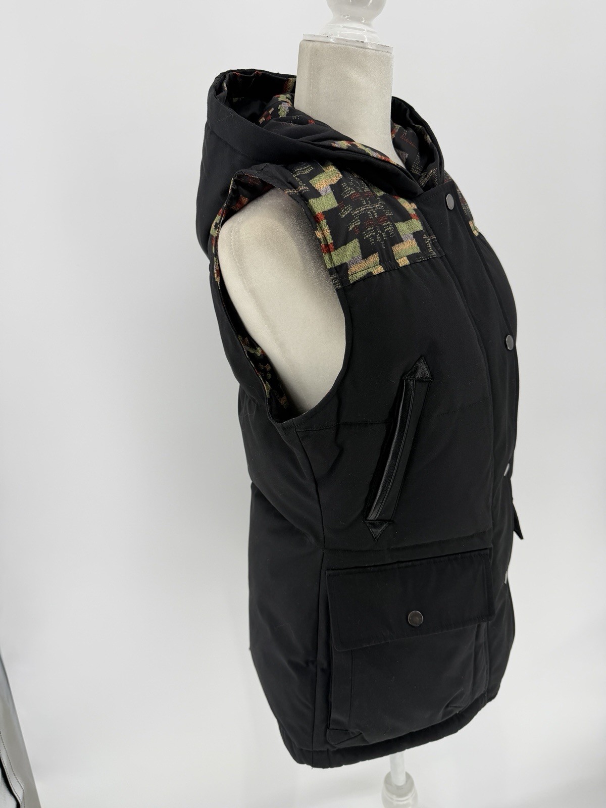 Pendleton Aztec  Duck Down Puffer Vest Womens Siz… - image 2