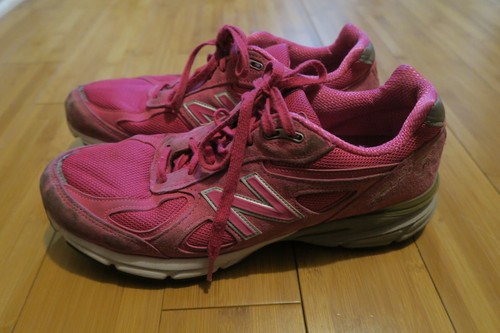 990v4 pink